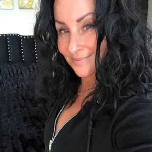 Meet your Posher, Janine